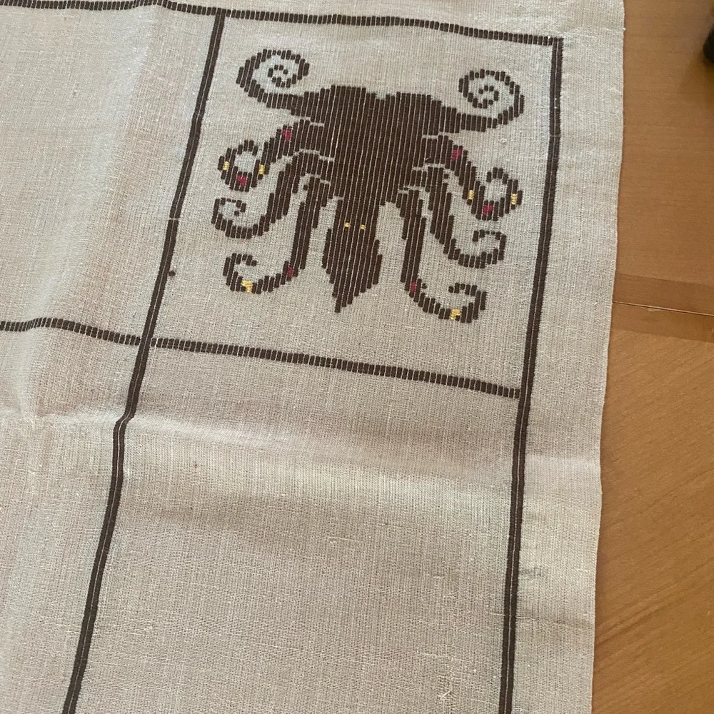 Vintage marine life table topper w/6 cocktail napkins hand cross stitched linen
